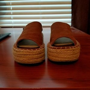 H&M Sandals (Divided)